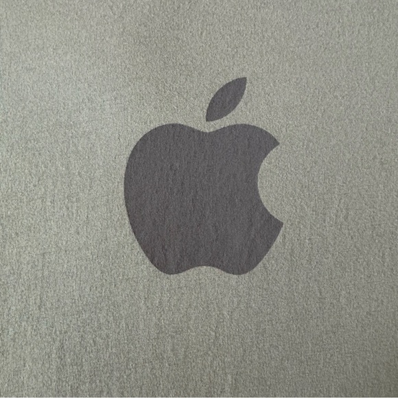 Apple Purple Shirt 2015 - Picture 2 of 7